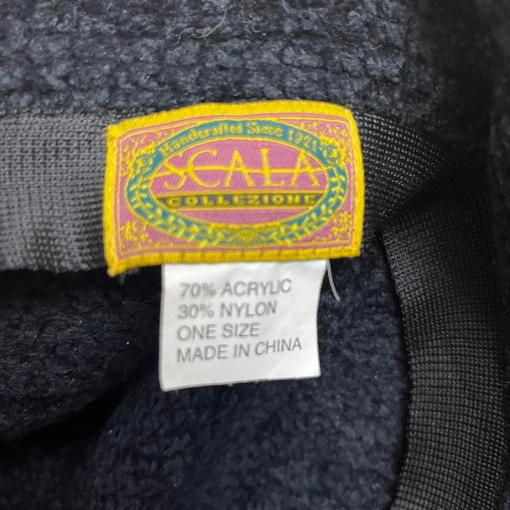 Vintage Scala black bucket knit hat. From 1990's. Diamond cable clochet